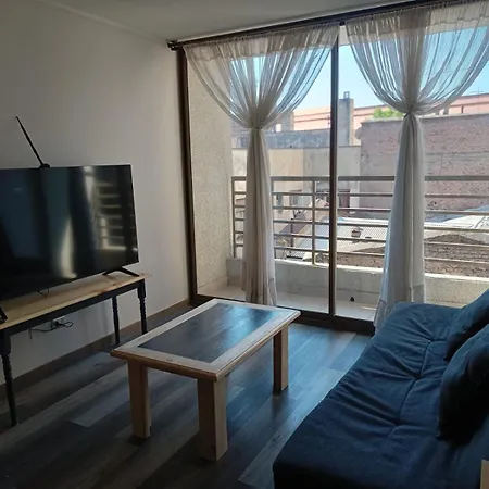 Departamento Acogedor En El Corazon De La Ciudad, De 2 Dormitorios - 2 Banos Ducha
